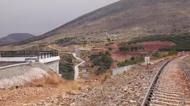 Una solución para "el aislamiento ferroviario de Granada"